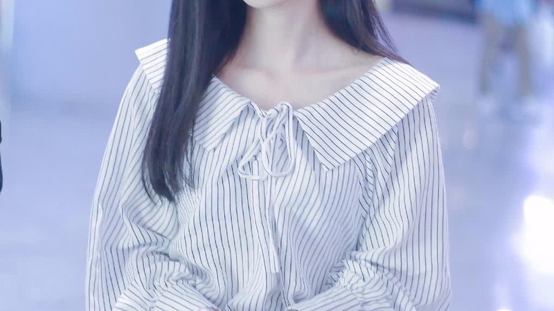 绝了！鞠婧祎《来战》片场花疑放，神仙镜头下居然藏着这些微妙拉扯？